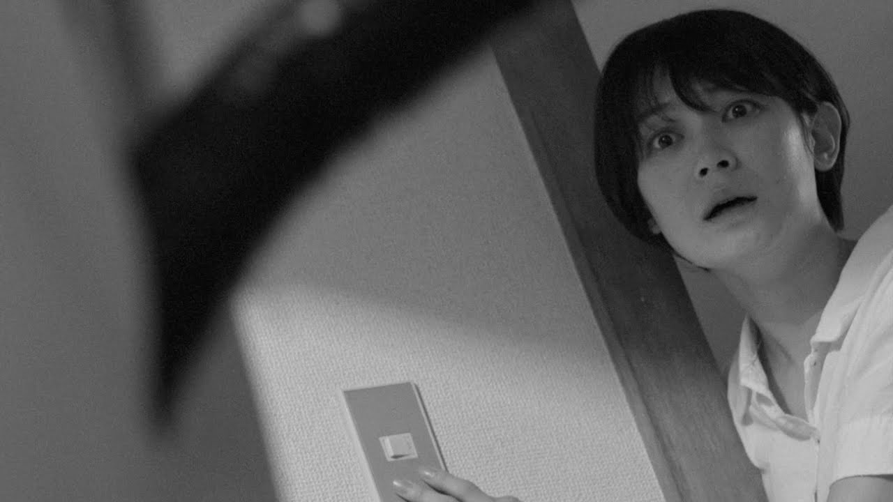 黒い“あいつ”は一体何なのか?宇賀那健一監督が描く不条理コメディ映画『異物 -完全版-』特報