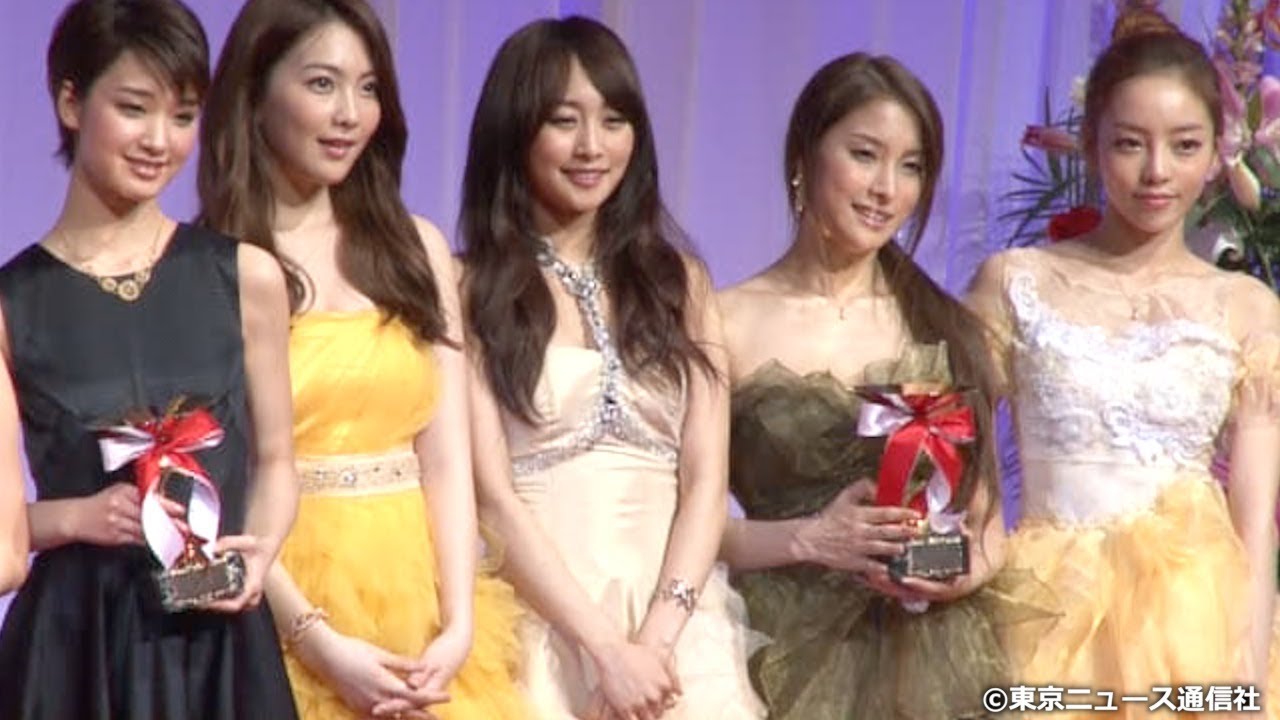 【TNS動画ニュース】剛力彩芽&KARAがジュエリーベストドレッサー賞