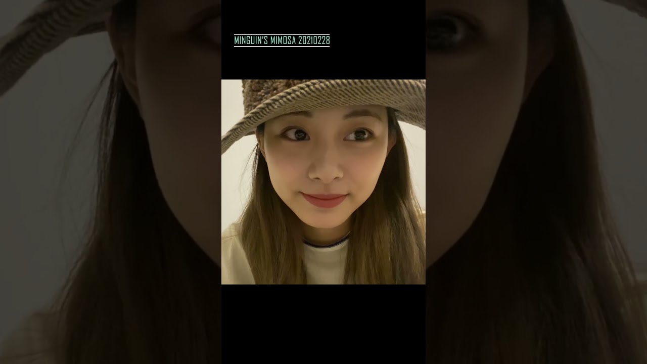 why TWICE TZUYU likes hats…
