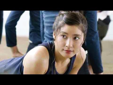 土屋太鳳、ホットヨガダンスの練習中は集中し真剣な表情/ホットヨガスタジオLAVA CMメイキング