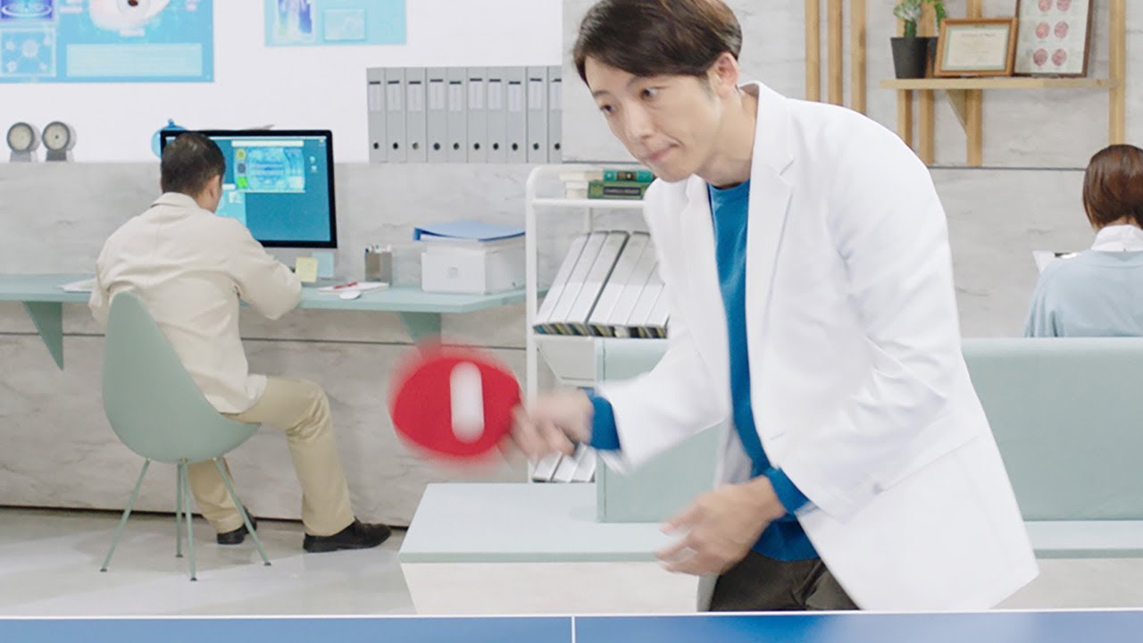 高橋一生、“魔球”打ち込む? 部下を困惑させるも実は… 「アキュビュー」新CM「乱視」編