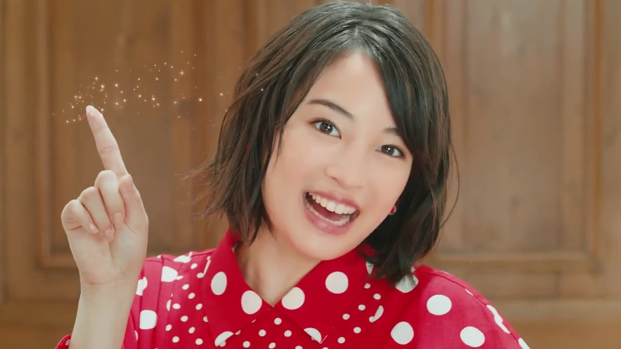 Suzu Hirose (広瀬すず) _ TOSHIBA Lifestyle CM