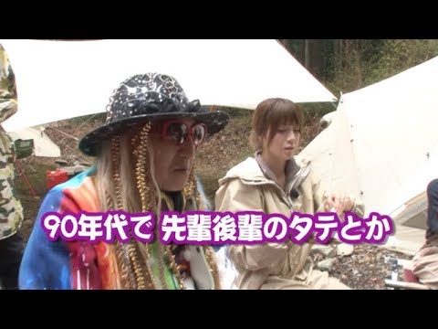 hitomiが、90年代のTRFに感じていた思いをDJ KOOに語る。