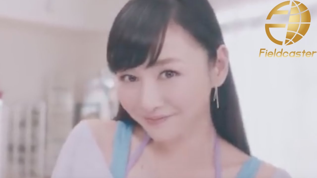 杉原杏璃 鎖骨出しのセクシーTシャツ 男性をハンティングする方法を公開! 菜乃花、大貫彩香