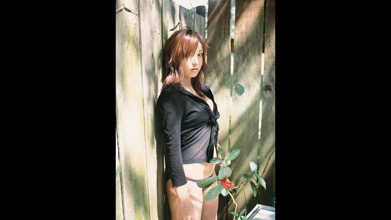 三津谷葉子(みつや ようこ)のグラビア画像20枚【グラビア画像コレクター】