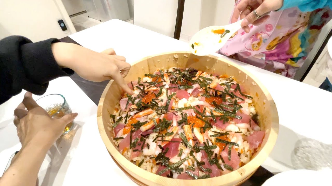 3月3日ひな祭りはちらし寿司!!『うれしいひなまつり』歌える!??【ココロマン普段の様子】