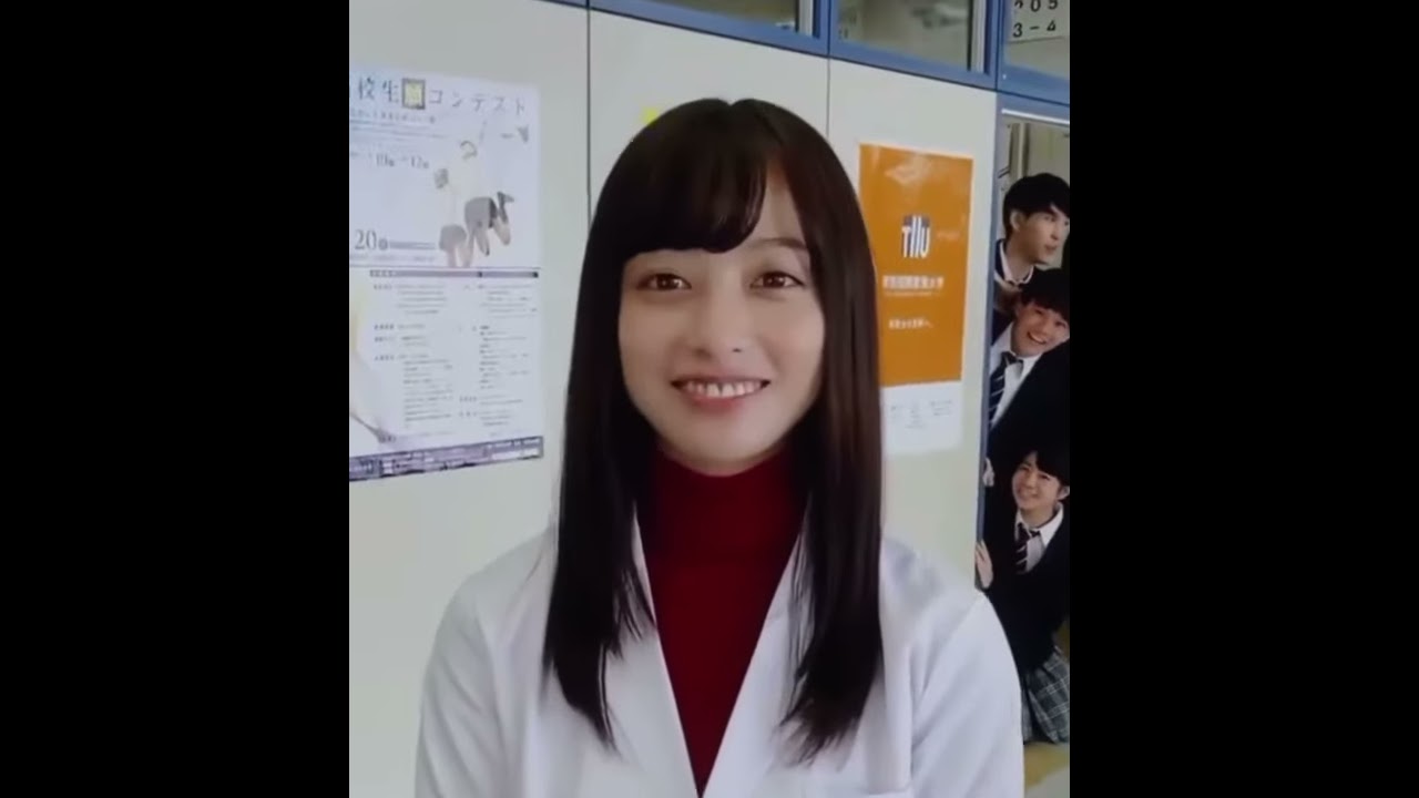 橋本環奈先生、男子生徒に狙われる