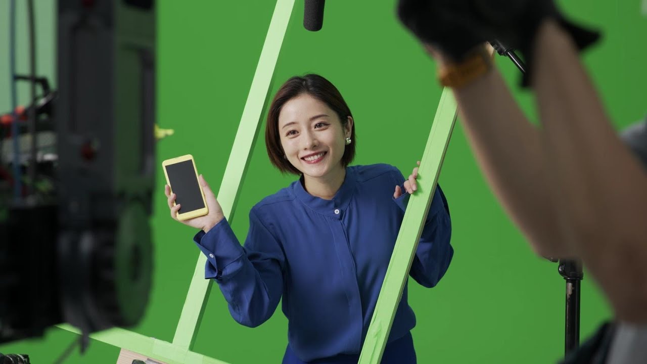 【CMメイキング】石原さとみ「OCN モバイル ONE」新CM