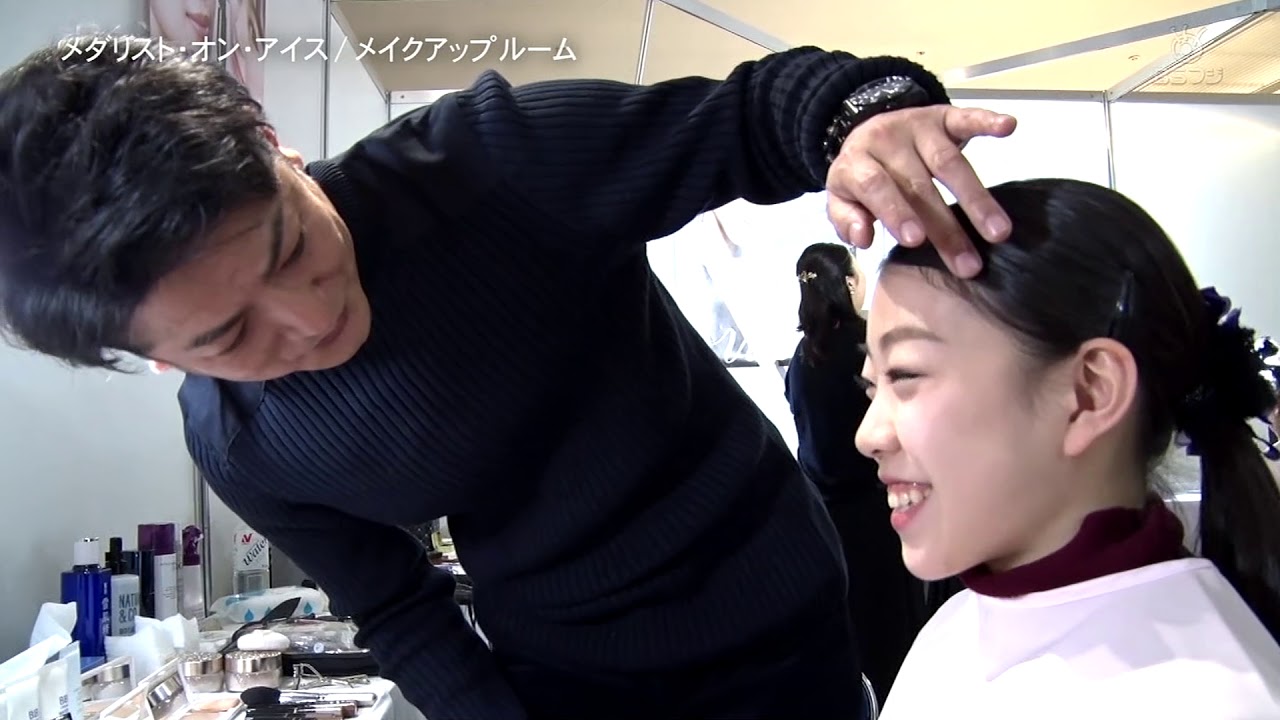 メイクアップ術も学ぶ紀平梨花選手