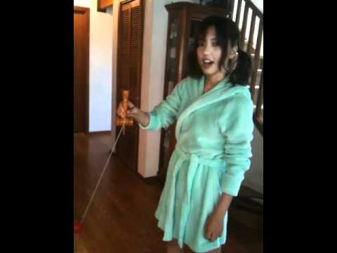 真野恵里菜けん玉に挑戦!