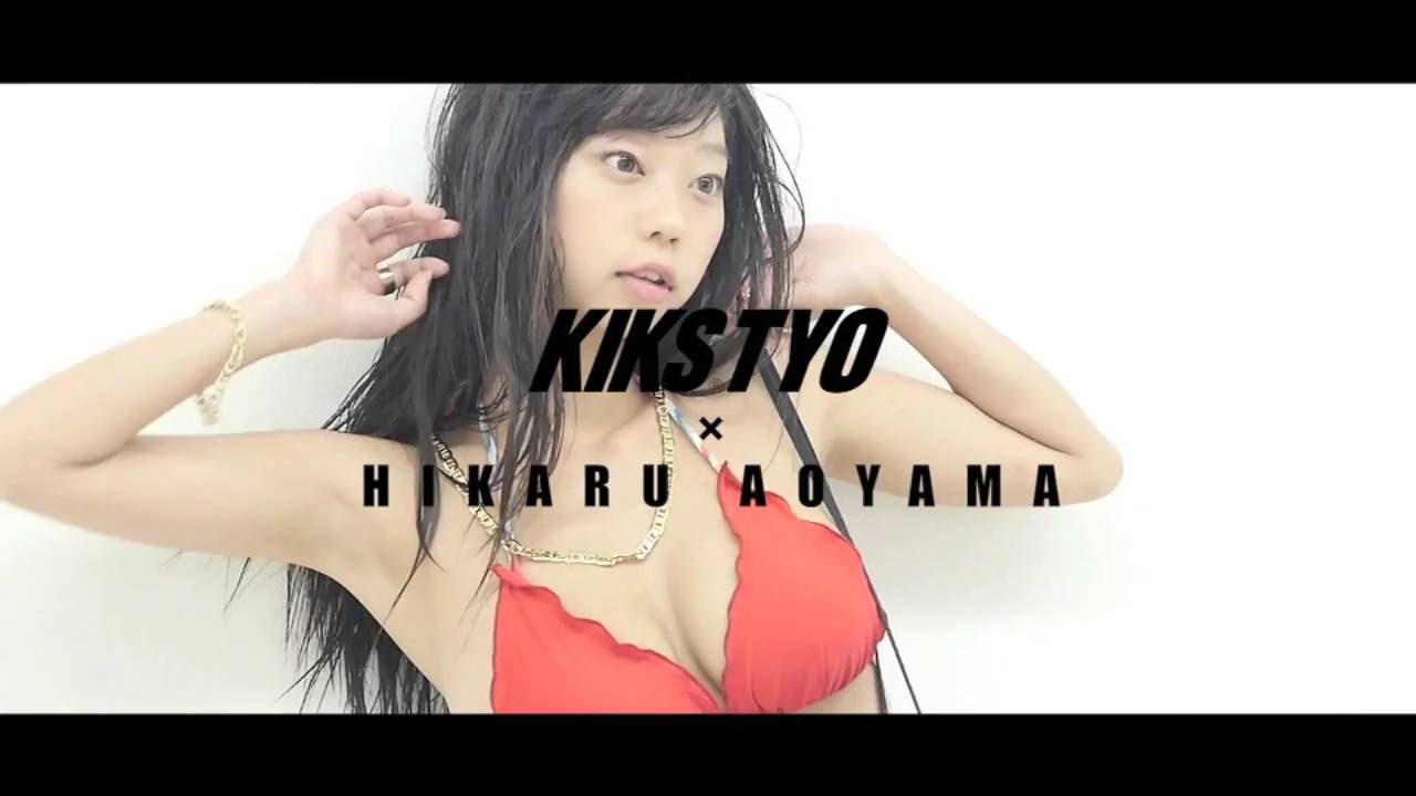 青山ひかる Hikaru Aoyama x KIKS TYO Air Jordan 1 Chicago Tee