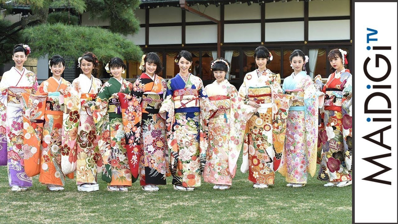 剛力彩芽、藤田ニコルらオスカー若手10人と晴れ着競演