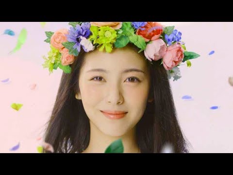 浜辺美波が魅せる四季折々の可憐な表情/メニコンCM