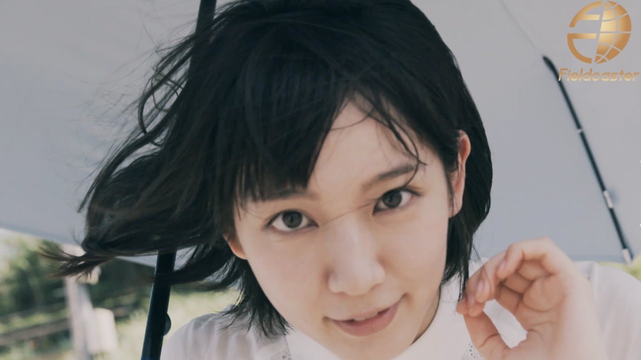 ピュアな吉岡里帆の“色々”な表情が美しい。DICブランドCM「今日は何色?」篇 スペシャルメイキングムービー