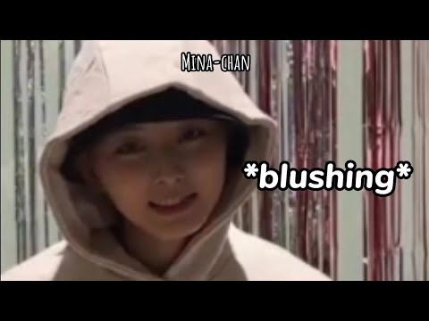 Tzuyu was being *asked out* by this member of (G)-IDLE