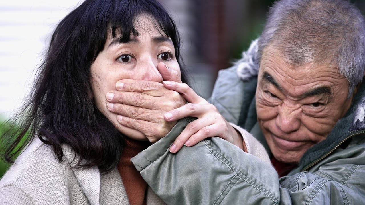 板谷由夏×高橋伴明監督、渋谷ホームレス殺害事件をモチーフに描く/映画『夜明けまでバス停で』特報