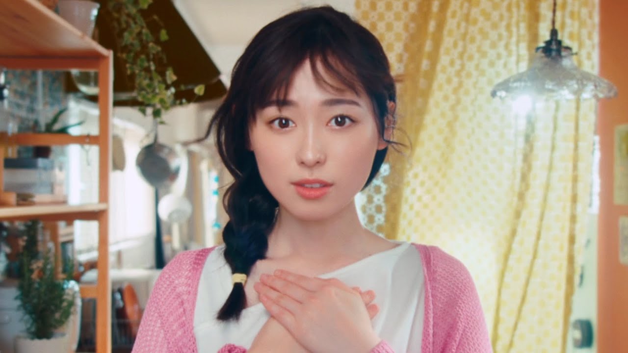 福原遥、忙しい朝の突然の訪問者に心を奪われ…/旭化成ホームプロダクツCM+メイキング+インタビュー