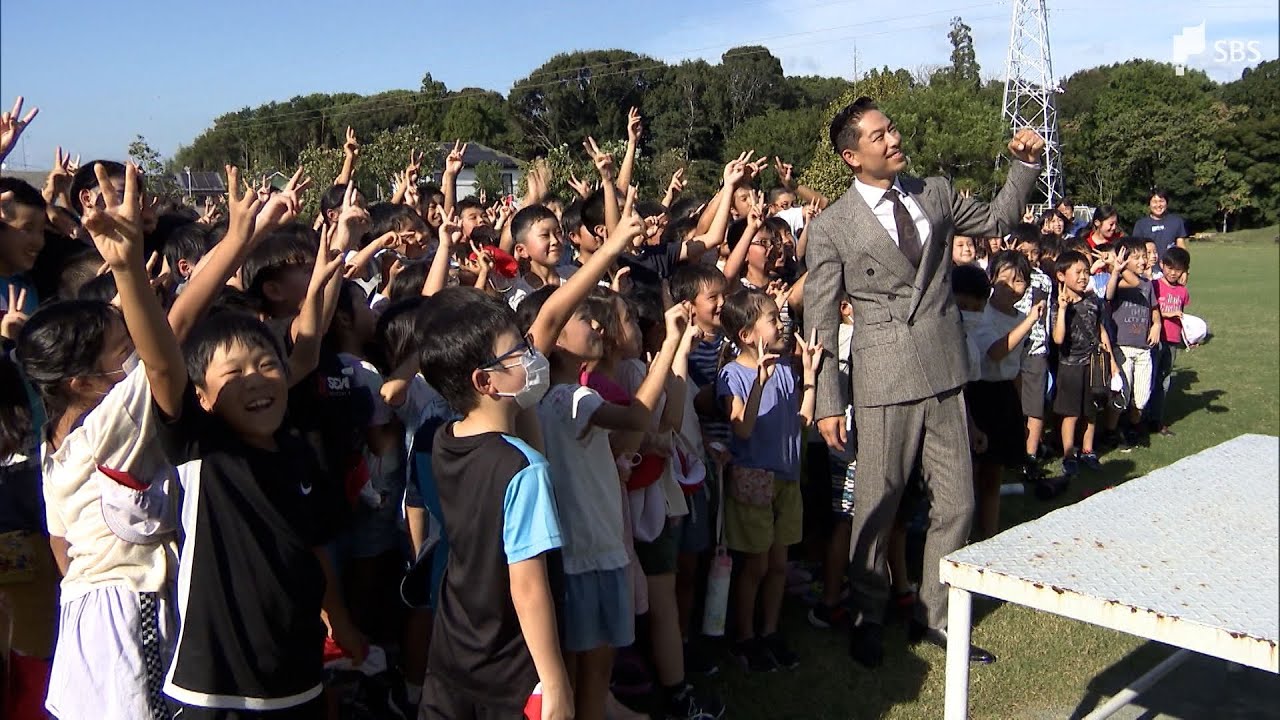 「微力でも磐田市の素敵さを発信できたら」EXILEのAKIRAさんたちに「静岡いわた大使」委嘱状=静岡・磐田市