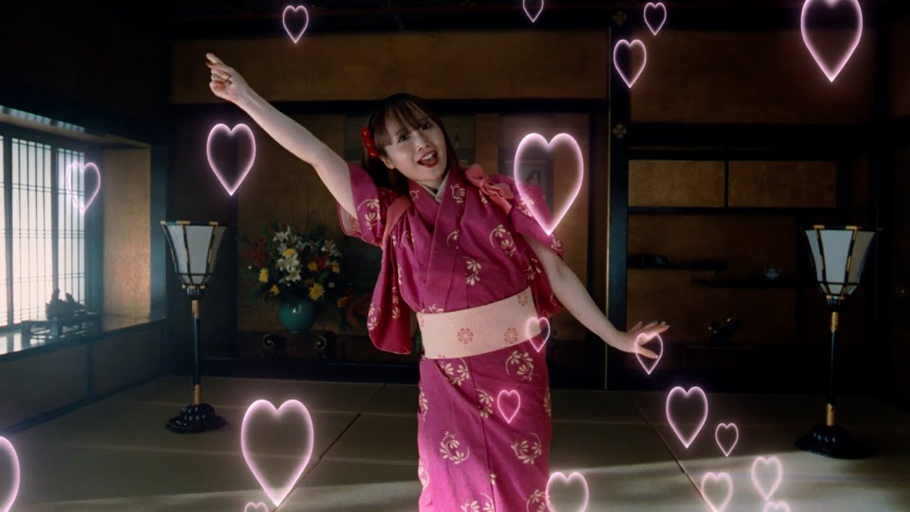 【au三太郎】@小豆、CMで有村架純&菅田将暉らと共演でソロダンス披露 お正月新CM「ココロ、オドルほうで。」篇