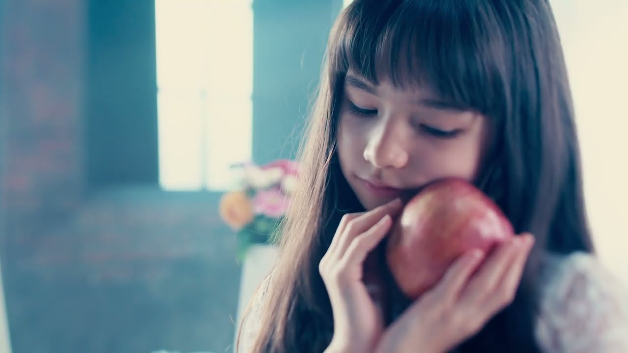 栗林みな実「残酷な夢と眠れ」MUSIC CLIP