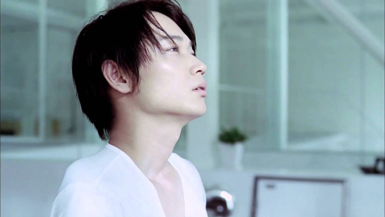 CM 綾野剛 ユニクロ シルキードライ