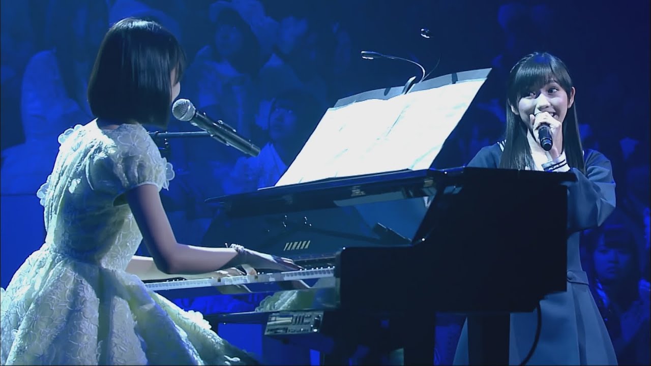 Kimi no Na wa Kibou – Watanabe Mayu & Ikuta Erika AKB48 Kouhaku 2013 (君の名は希望 – 渡辺麻友 & 生田絵梨花)