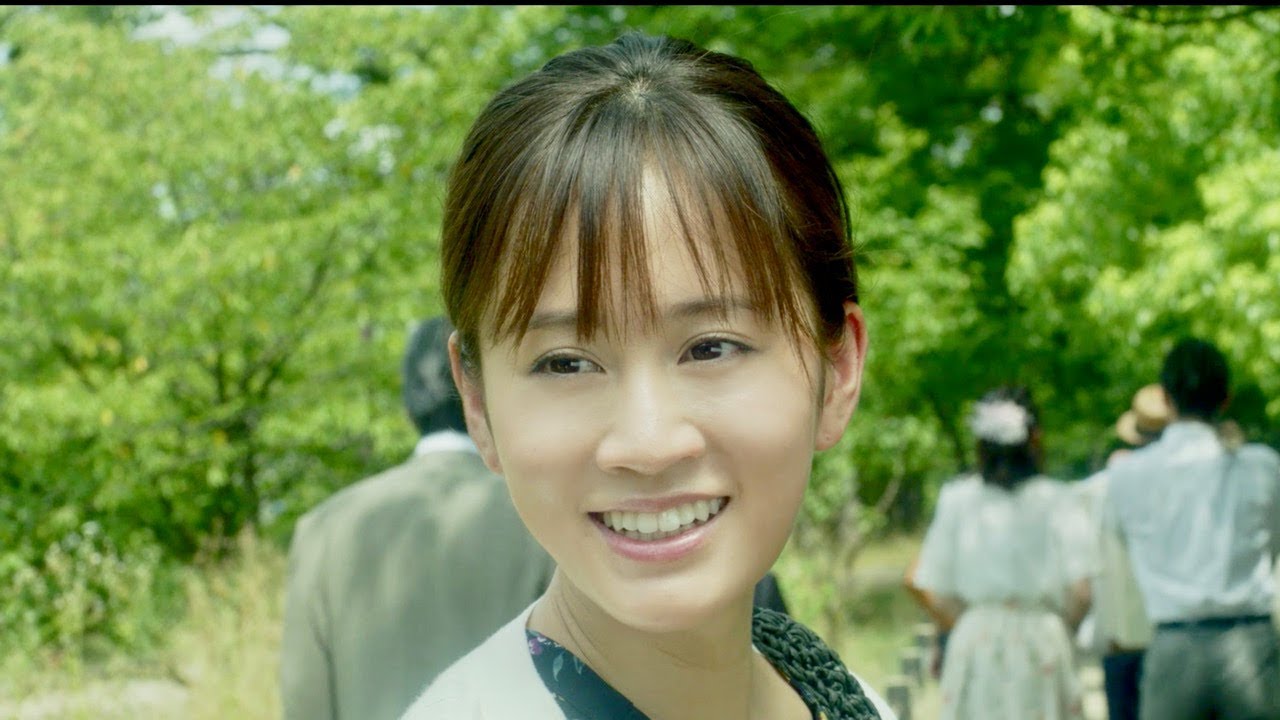 前田敦子が初のママ役!/映画『葬式の名人』予告編