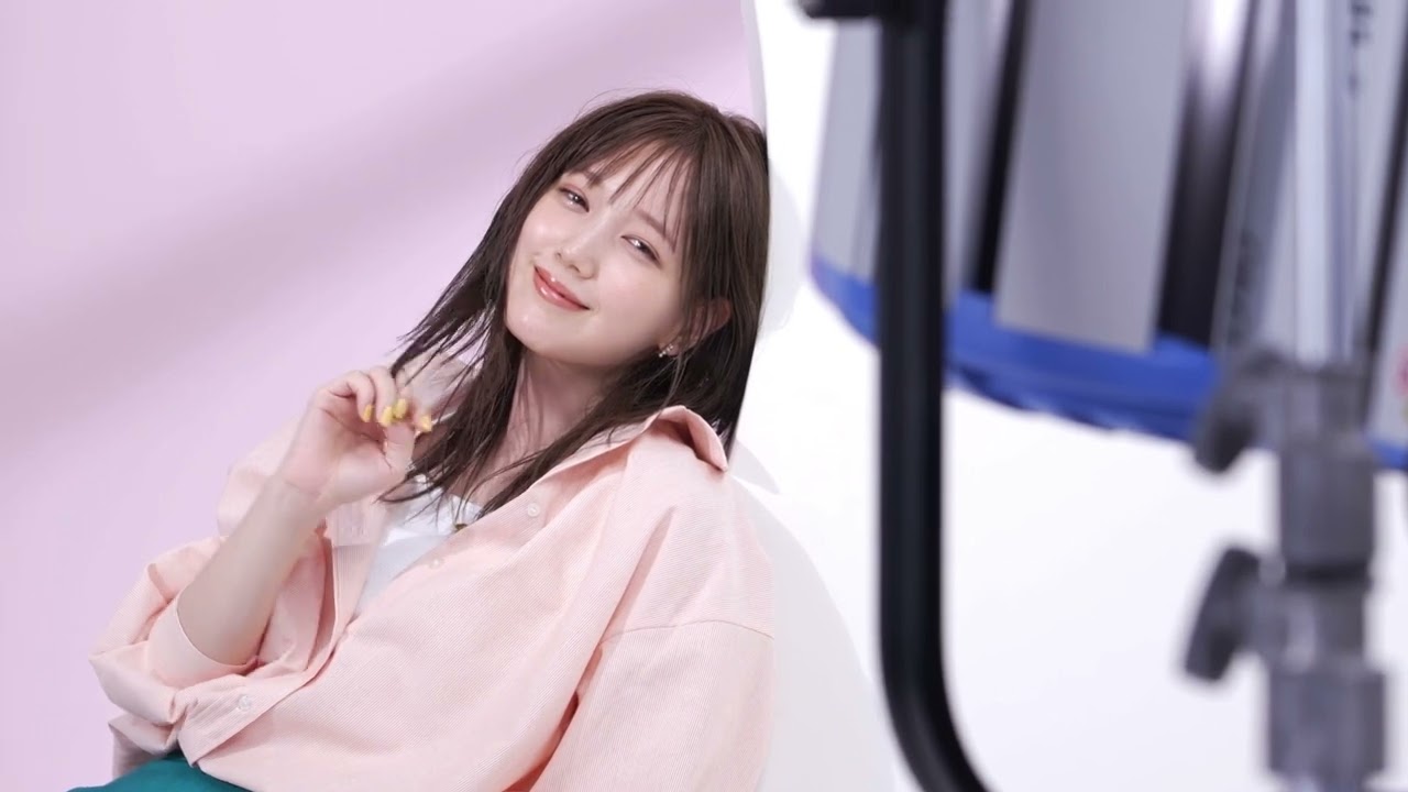 【メイキング&インタビュー】本田翼さん スラリとしたスタイルで「GLOBAL WORK」のパンツを着こなす!「ウツクシルエットパンツは、まちがいない服。春篇」