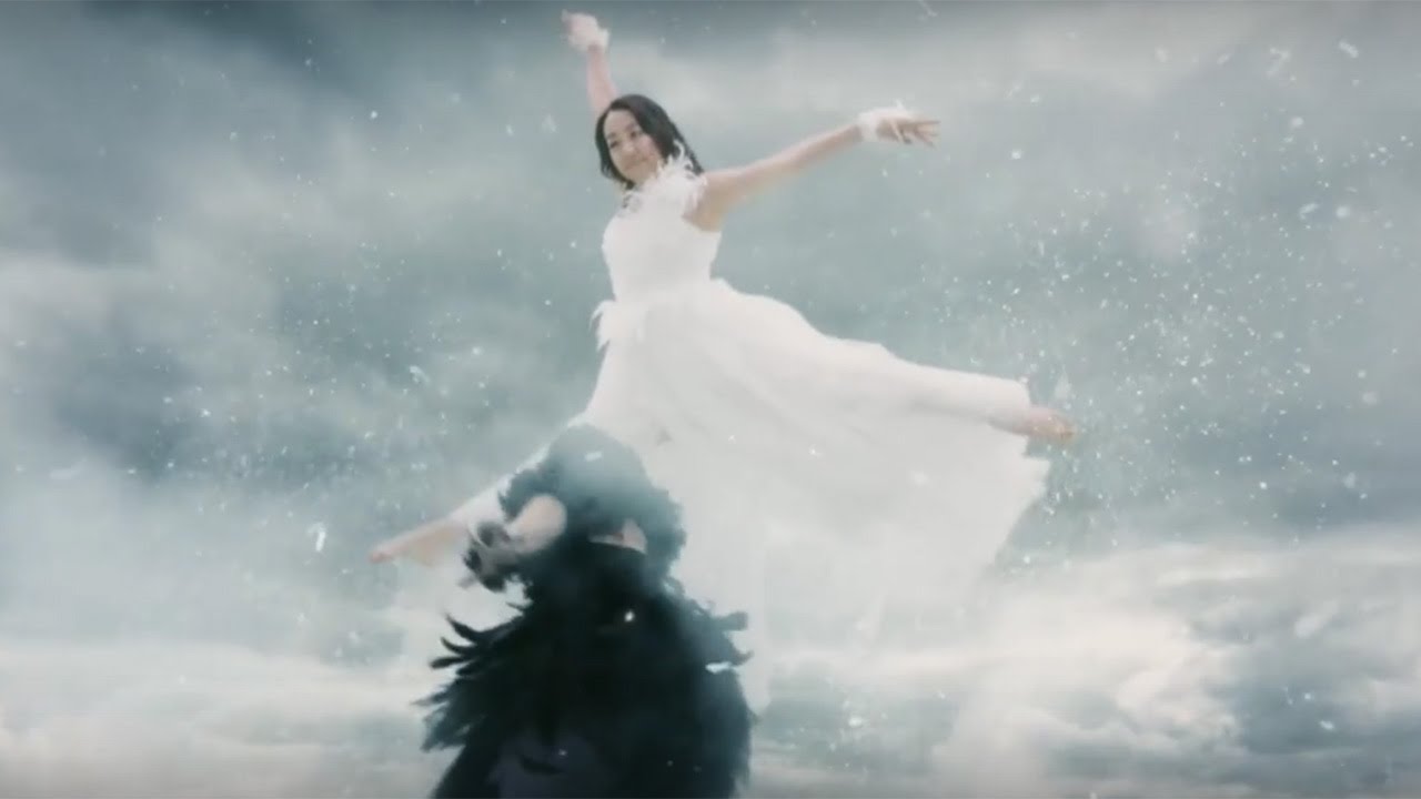 浅田真央VS浅田真央!迫力のワイヤアクションを披露!姉・舞も出演 ストナシリーズ新CM「風邪VSストナ」編