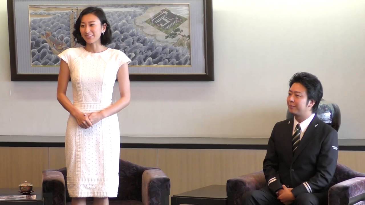 福岡市長高島宗一郎 ディズニーオンアイスPRサポーターの浅田舞氏表敬が行われました