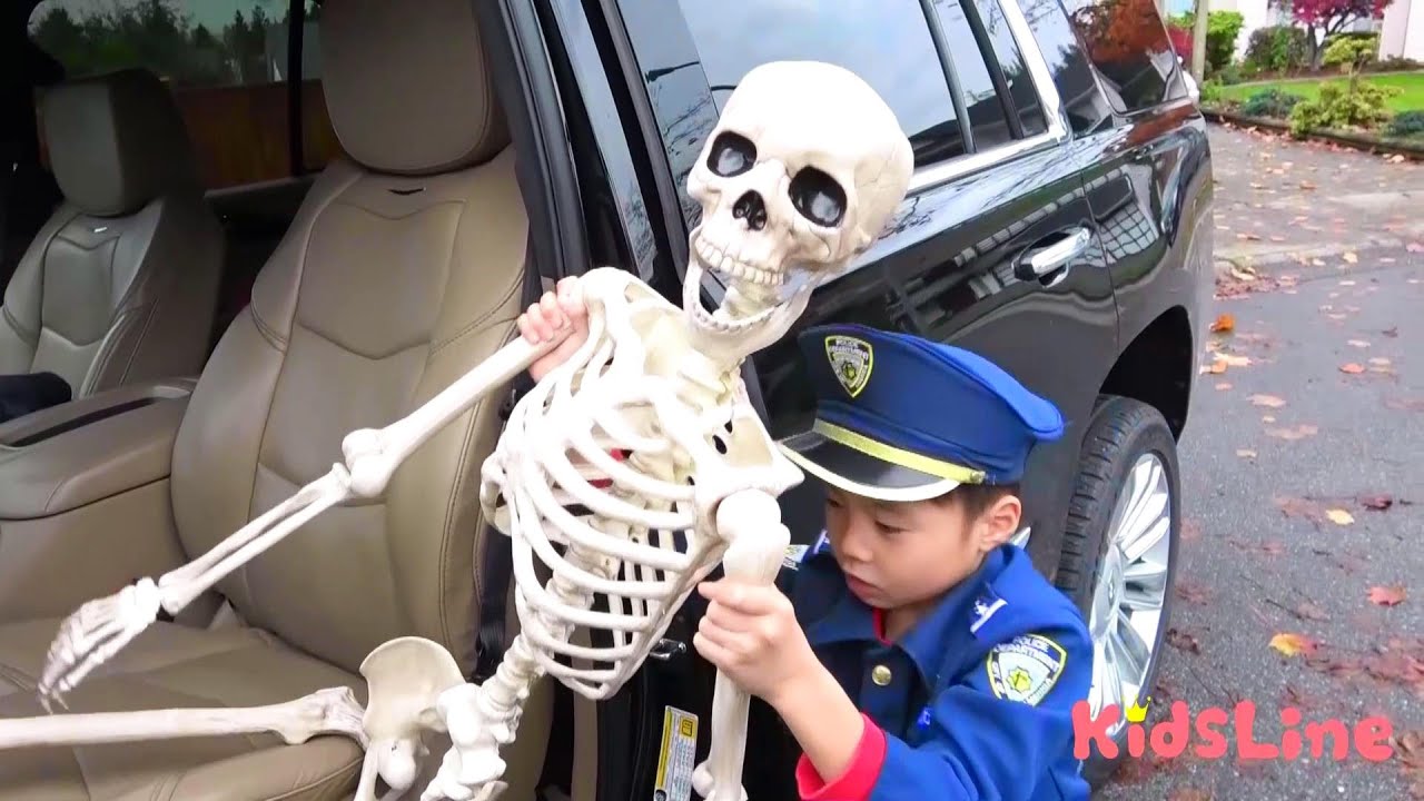 ガイコツ 逮捕!! おまわりさんごっこ 警察 こうくんねみちゃん Skeleton Arrest Police officer Pretend play