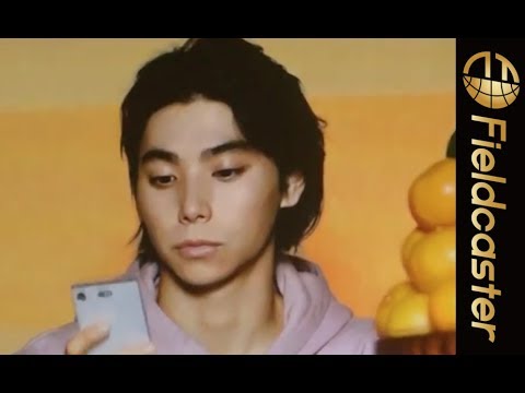 村上虹郎がこたつでヒップホップ!?「みかんを200個近く食べました」【Spotify新CM発表会】