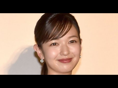 B1- 35歳・森絵梨佳“超ミニ×絶対領域”コーデ シルバーニーハイブーツで大人の色気