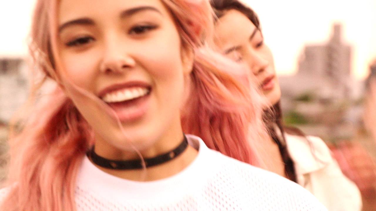 FAKY / インタラクティブ選択制Webドラマ “Are You OK?” – ep I “男より女!? (Girl than boy?)”