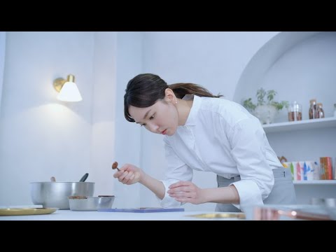 新垣結衣がショコラティエに!「明治 ザ・チョコレート」新CM「What is luxury to you」篇【30秒バージョン1】