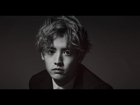 B1- 赤楚衛二のインタビュー&フォトブックが、写真集ジャンル1位【オリコンランキング】