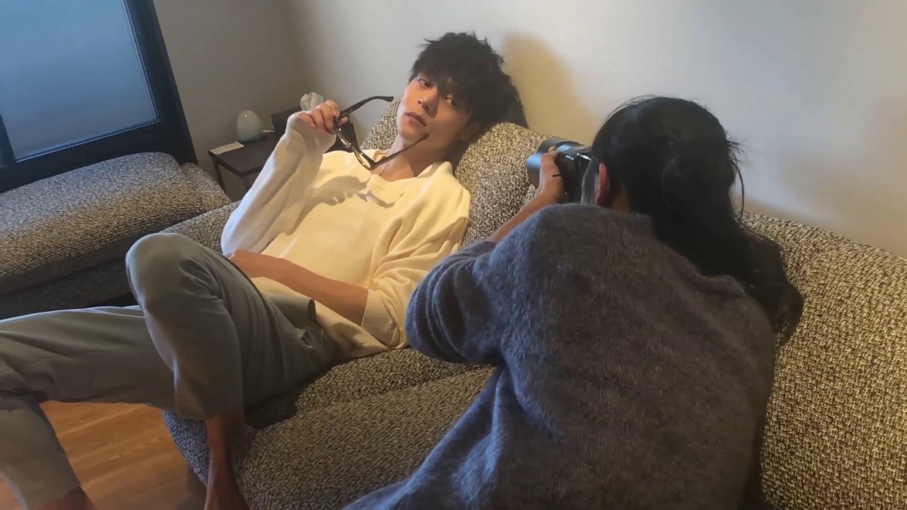 「窪田正孝 × 写真家・齋藤陽道 カレンダー 2019」(5月デジタルカレンダー)メイキング映像