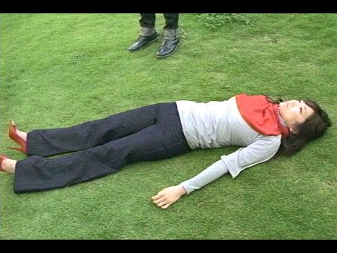 佐藤江梨子 : ユニクロ・ワイドレッグ (200708-2)