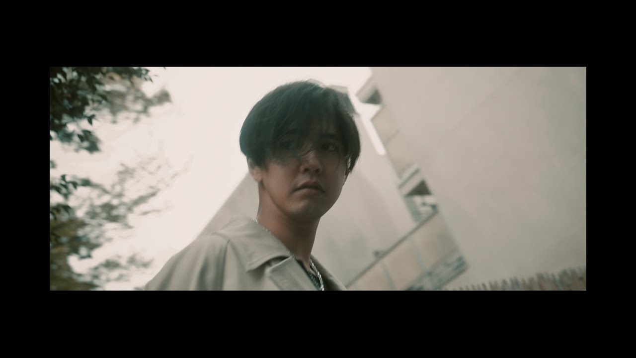 片寄涼太が母の日に贈るGIVENCHY——上京した頃の思い出を辿るスペシャルムービー