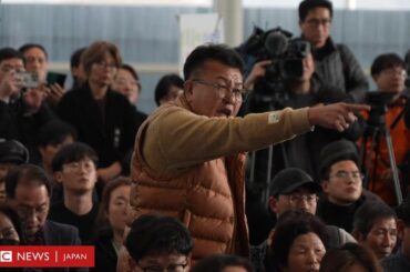 警察は「役立たず」、空港で怒号飛び交う　韓国旅客機事故の遺族の悲しみと怒り