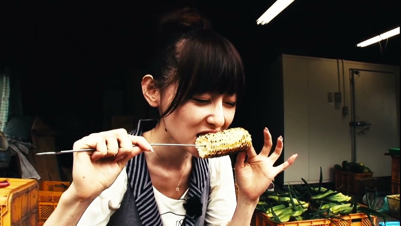 秋山莉奈のとうもろこしライフ!
