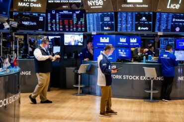 【米国市況】国債続伸、弱い指標で利下げ観測強まる－ドル152円前半 - Bloomberg