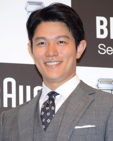 鈴木亮平さん