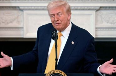 カナダの歌手、国歌の歌詞を変えトランプ大統領に抵抗。「いかなる権力乱用にも怒りを表明すべき」 | ハフポスト NEWS