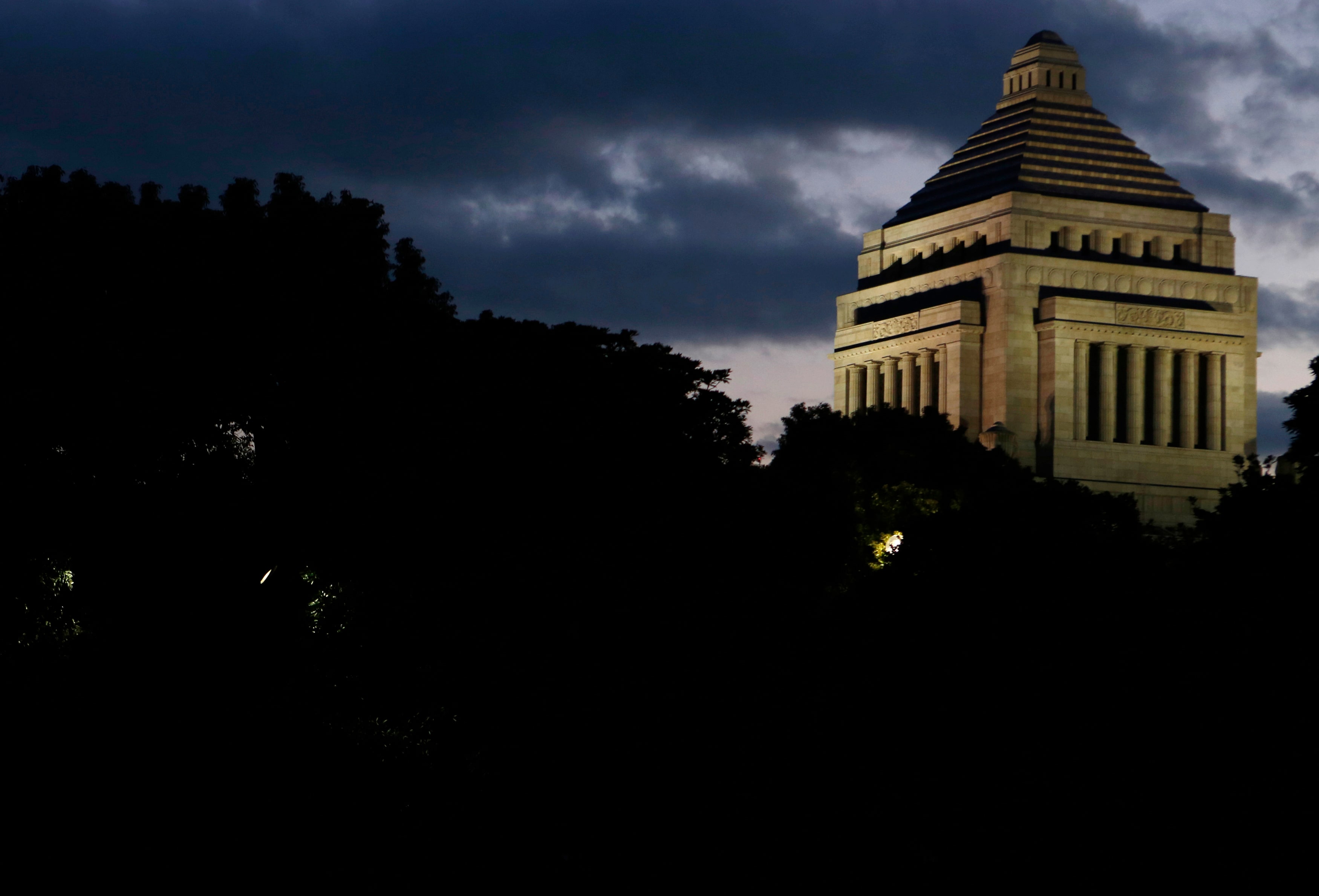 自民・公明、25年度予算案115.1兆円に減額修正　新規国債も減額