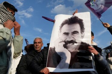 クルド人組織が停戦宣言、トルコ大統領は武装解除プロセスに言及 | ロイター