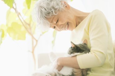 月の年金8万6500円・支出4万5000円「いかに安く快適に暮らせるか工夫」77歳・女性の年金生活の楽しみ方 - All About