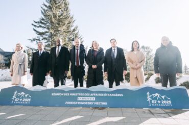 Ｇ７外相、ロシアに停戦合意を求める－応じなければ制裁強化も辞さず - Bloomberg