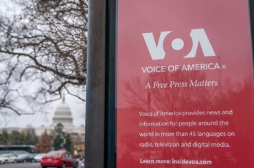 ＶＯＡ解体に向けた米大統領令、中国やカンボジアから称賛の声 - Bloomberg