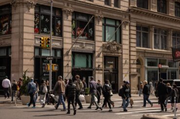米ＧＤＰ、10－12月は2.4％増に上方修正－企業利益が大幅な伸び - Bloomberg